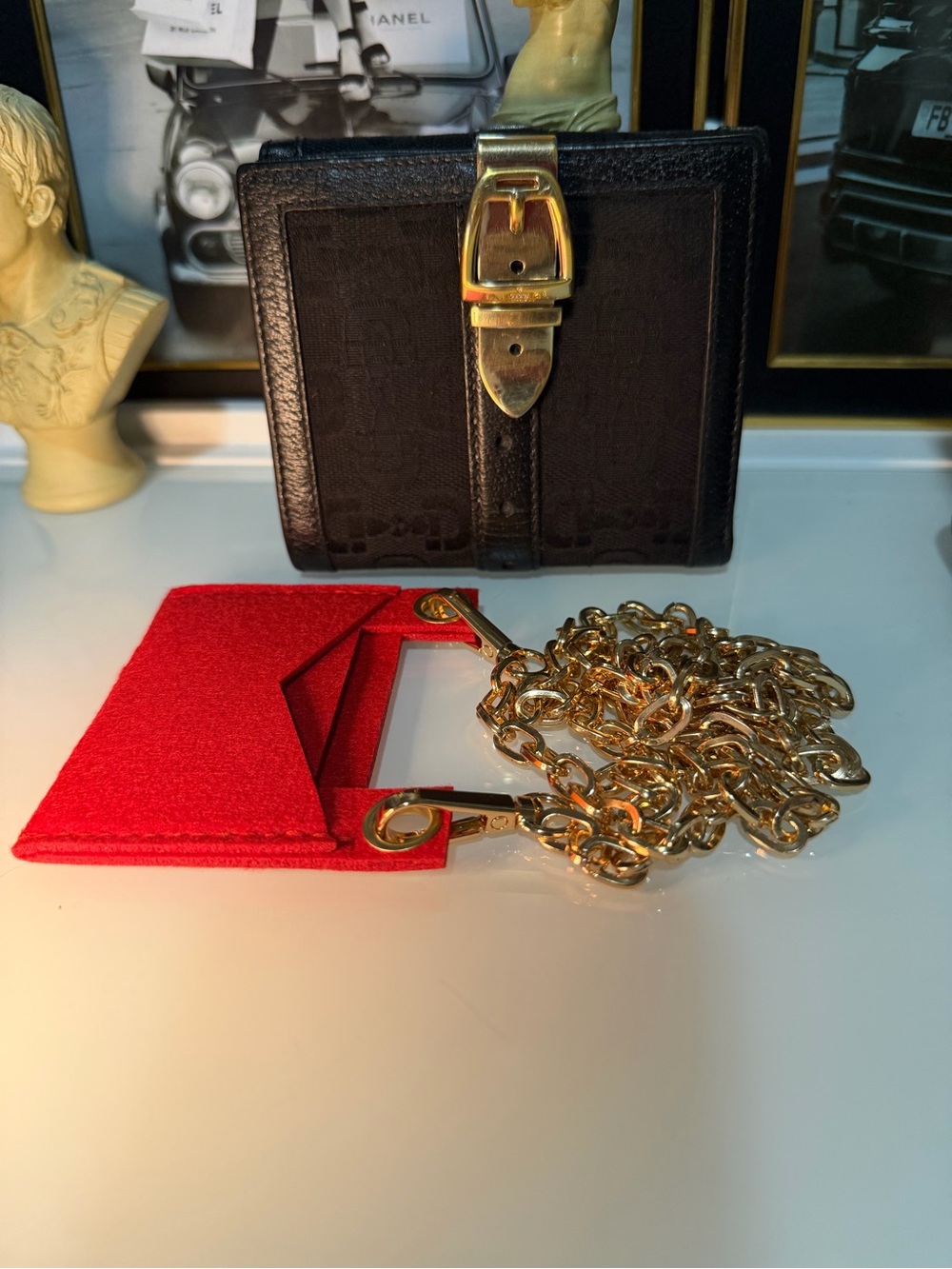 Authentic Gucci Black Signature wallet with Gold Snap. Free COA,insert,chain. - Picture 9 of 17